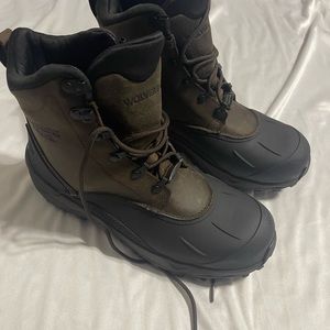 NWOT Wolverine Frost 6, Men’s size 10.5